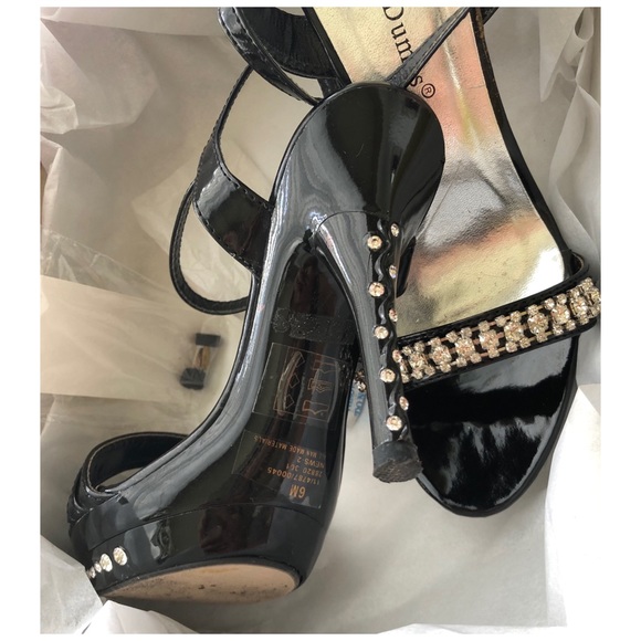 Pierre Dumas โฅ๏ธ Patent Leather High Heels - Picture 4 of 7